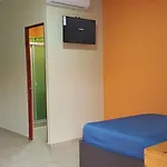 Auto Hotel Comalapa